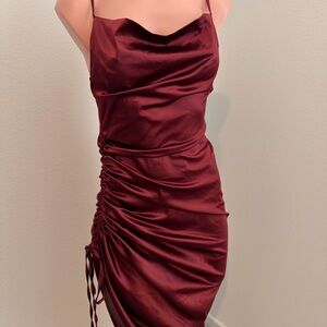 Source Unknown Burgundy Midi Dress